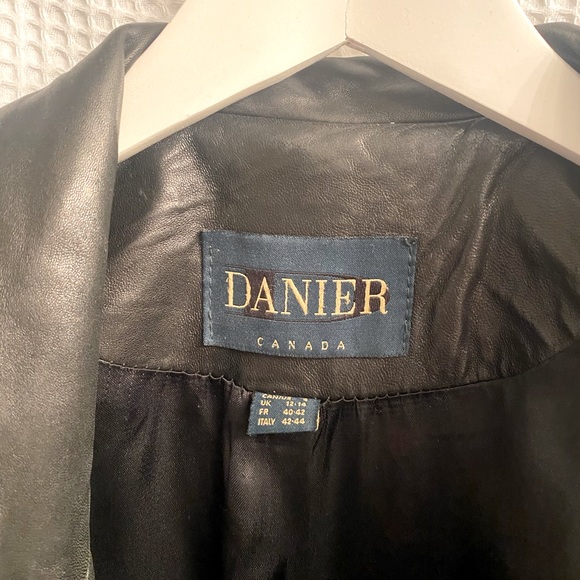 Danier Leather Jacket - Picture 4 of 6